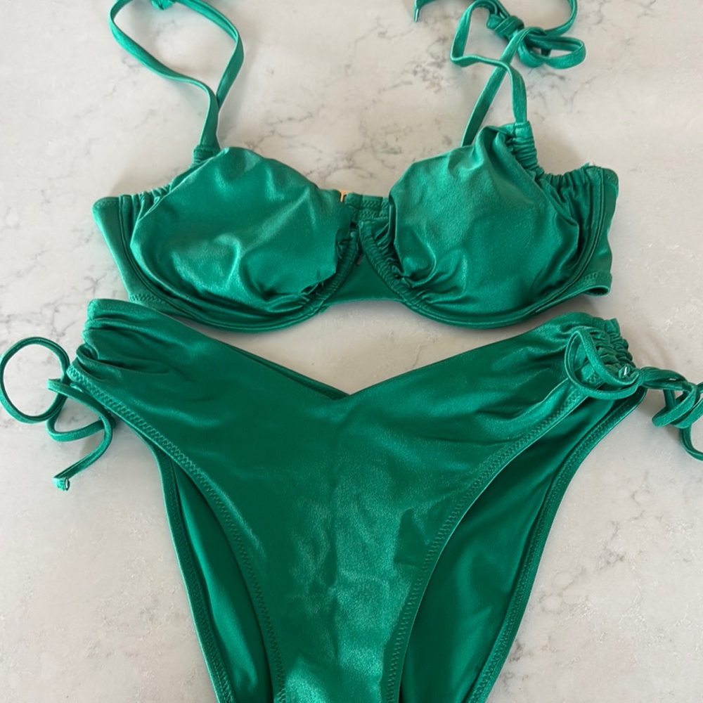 VS Bikini
